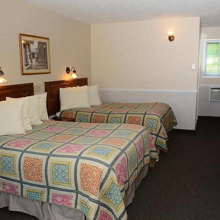 Cabot Trail Motel Baddeck Inlet Exterior foto
