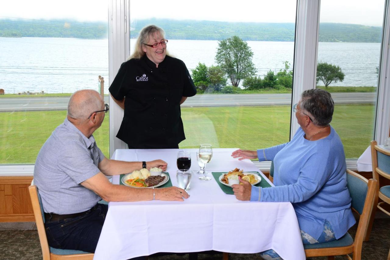 Cabot Trail Motel Baddeck Inlet Exterior foto
